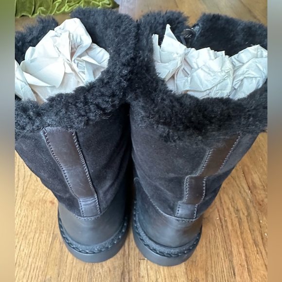 ❤️CHANEL❤️ - Picture 15 of 16